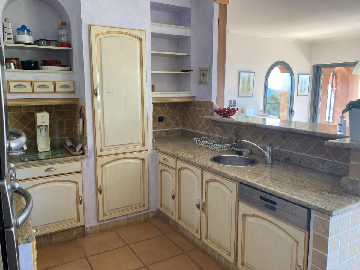 Riad La Londe Екстериор снимка